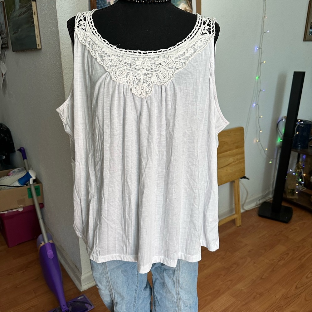 White Sleeveless Relaxed Cut Out Tank Top